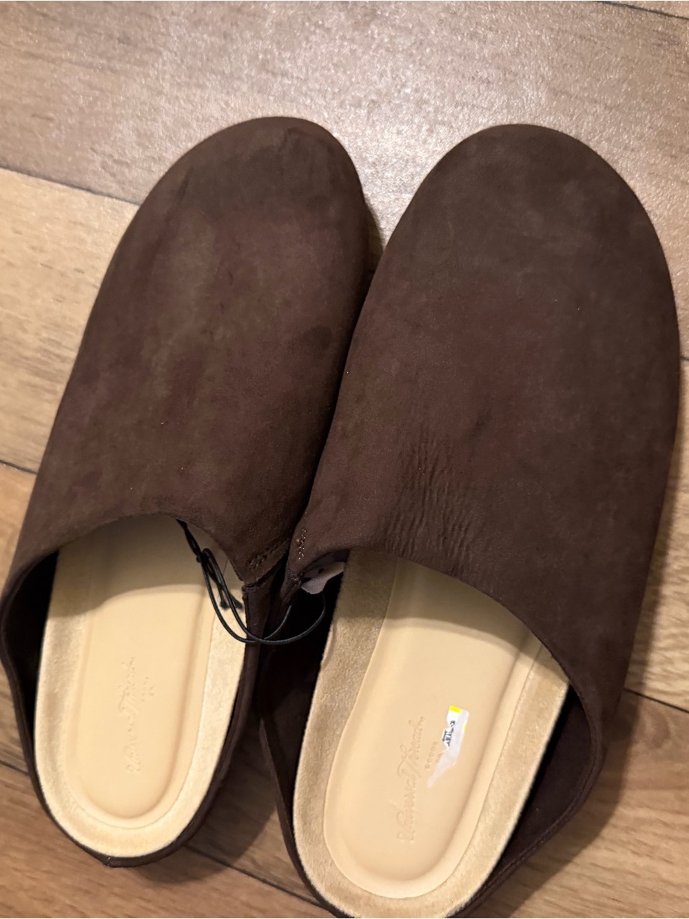 Universal Thread Slip-On Mule Flats - Picture 4 of 4